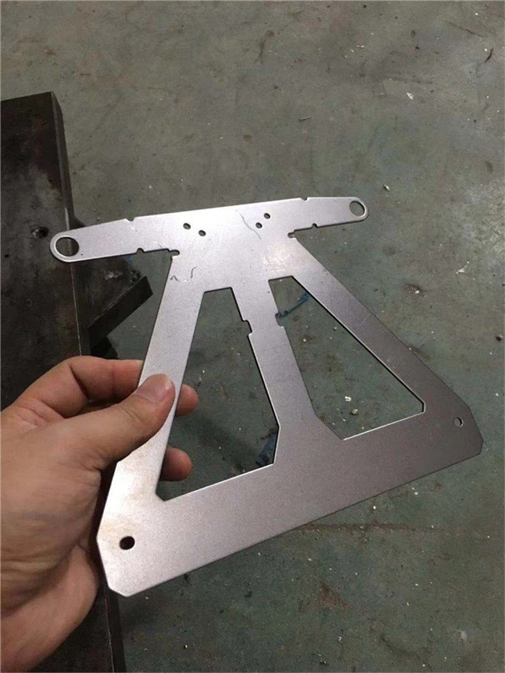 Stamping die for steel bracket products